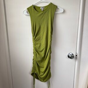 Green bodycon dress size small